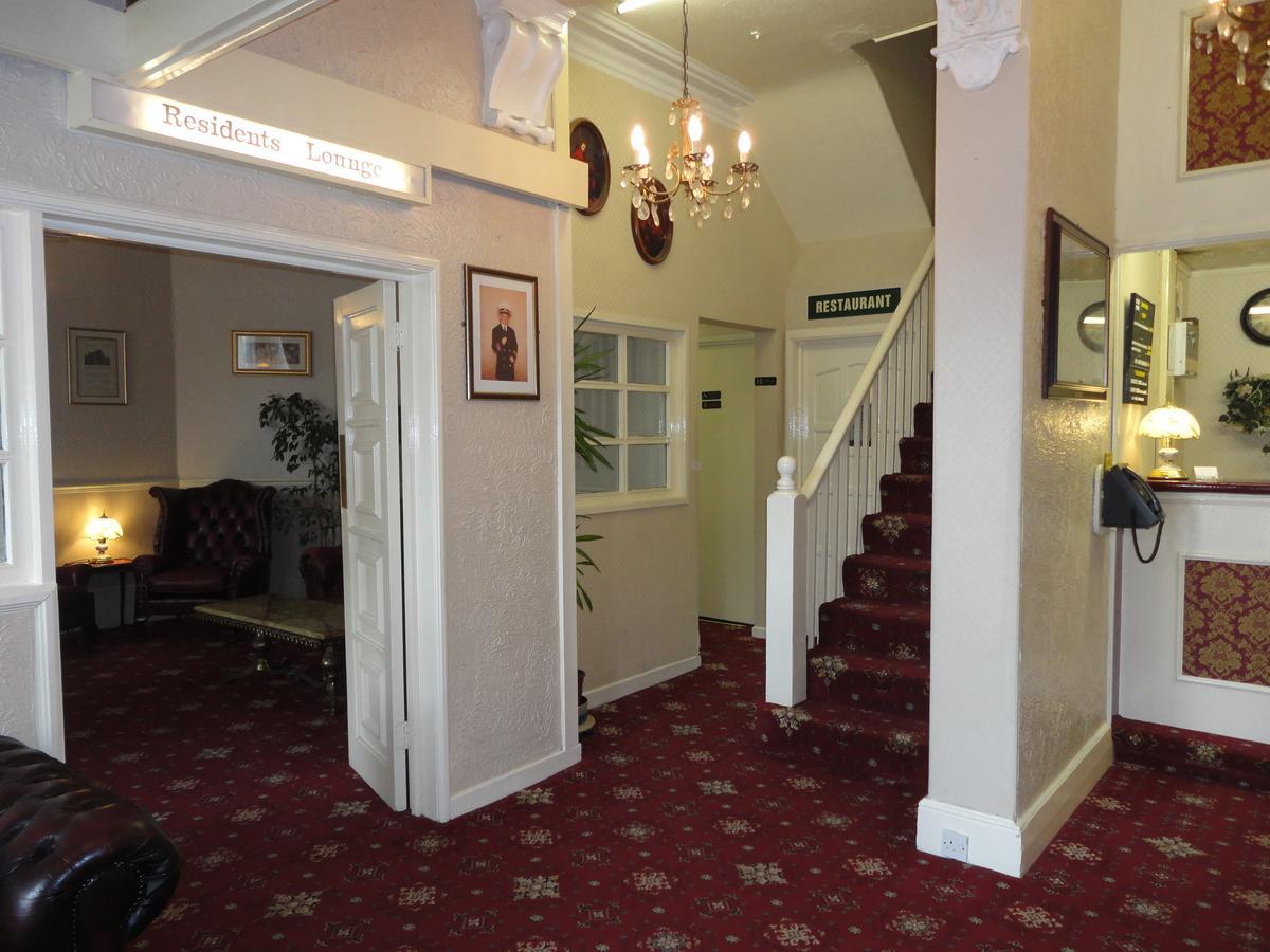 The Talbot Hotel Southport Extérieur photo