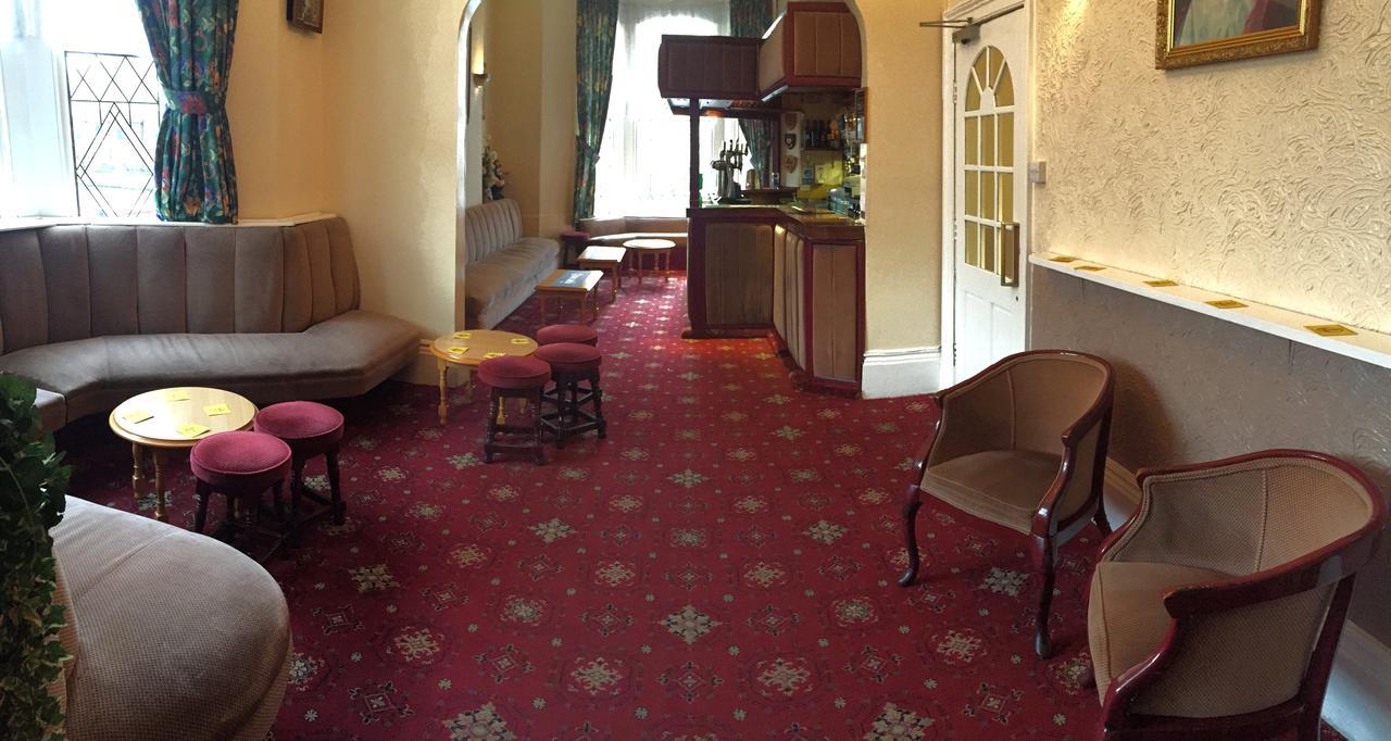 The Talbot Hotel Southport Extérieur photo